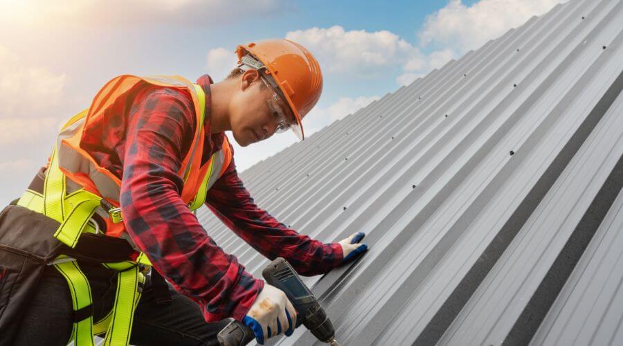 Expert Emergency Roof Repairs services in Brighton, IL